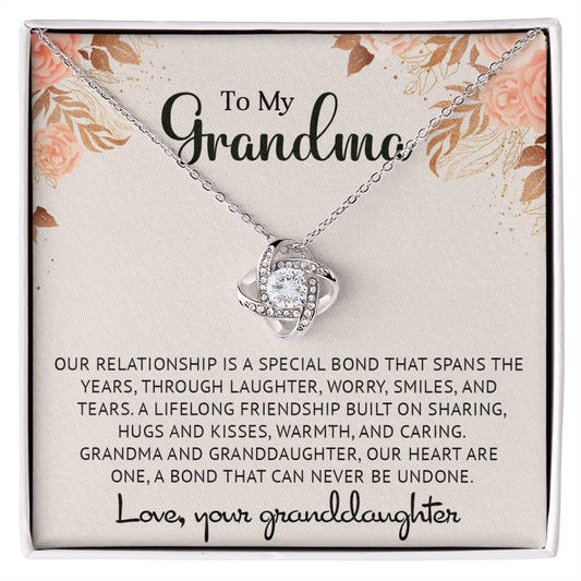 grandma Love Knot/Etsy