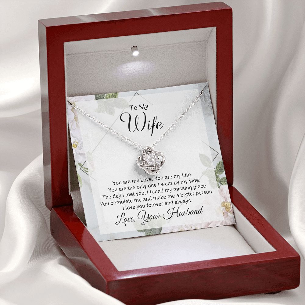 wife1 Love Knot/Etsy